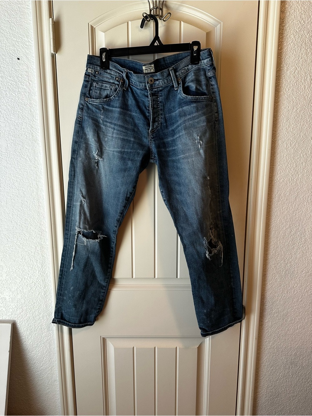 Citizens Of Humanity Emerson Distressed Blue Slim Boyfriend Jeans size 28